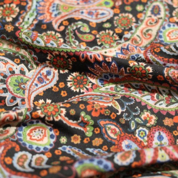Wełna | Czarny Ogród Paisley