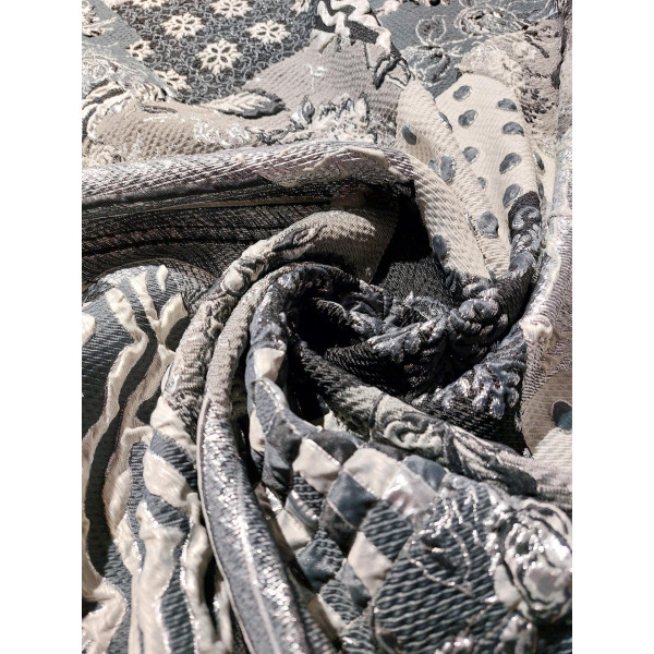 Żakard szaro-srebrny patchwork